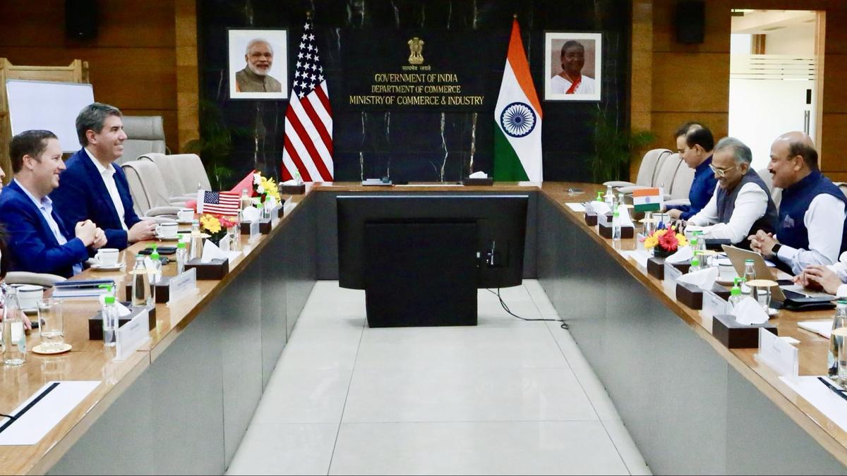 Communication Secretary to visit U.S.; India open to raise energy purchases from America