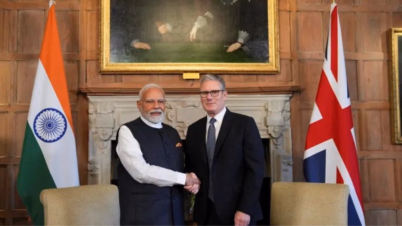 World News | Latest International News | Global World News | World Breaking Headlines Today – ‘लोकतंत्र में कट्टरपंथ का कोई स्थान नहीं है’: पीएम मोदी ने ब्रिटेन के कीर स्टार्मर के साथ खालिस्तानी खतरे को उठाया, आतंक के वित्तपोषण पर वैश्विक कार्रवाई का आग्रह किया